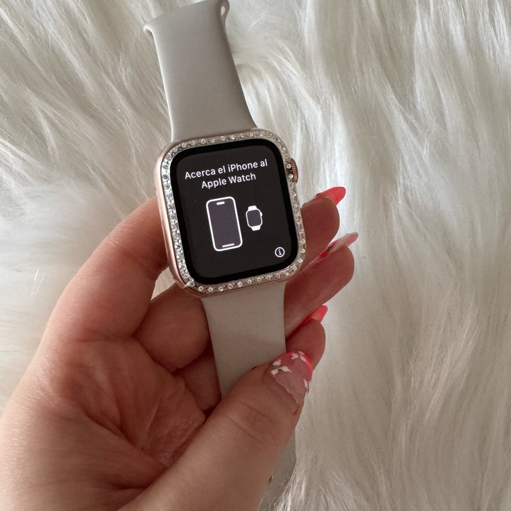 Apple Smartwatch SE & Accessories